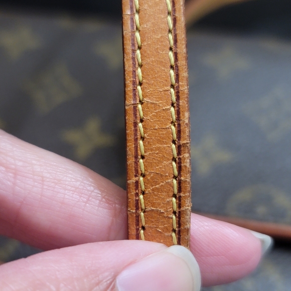 ❣️SALE Louis Vuitton Twin GM - Picture 12 of 16